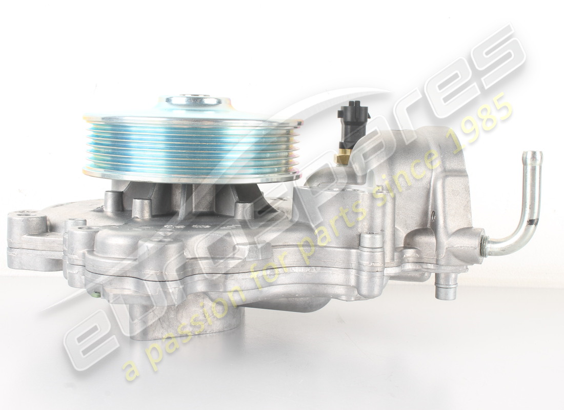 NEW MASERATI WATER PUMP. PART NUMBER 46328182 (4) new maserati water pump. part number 46328182 (4)