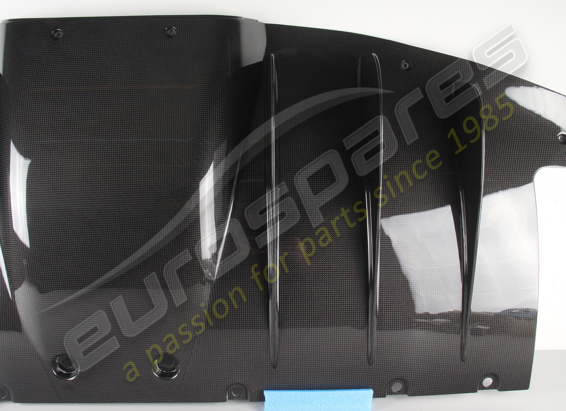 NEW FERRARI COMPLETE REAR DIFFUSER. PART NUMBER 83916800 (3) new ferrari complete rear diffuser. part number 83916800 (3)