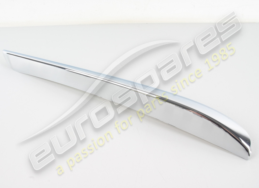 NEW MASERATI FRONT MOULDING LH PART NUMBER 670138039 (1) new maserati front moulding lh part number 670138039 (1)