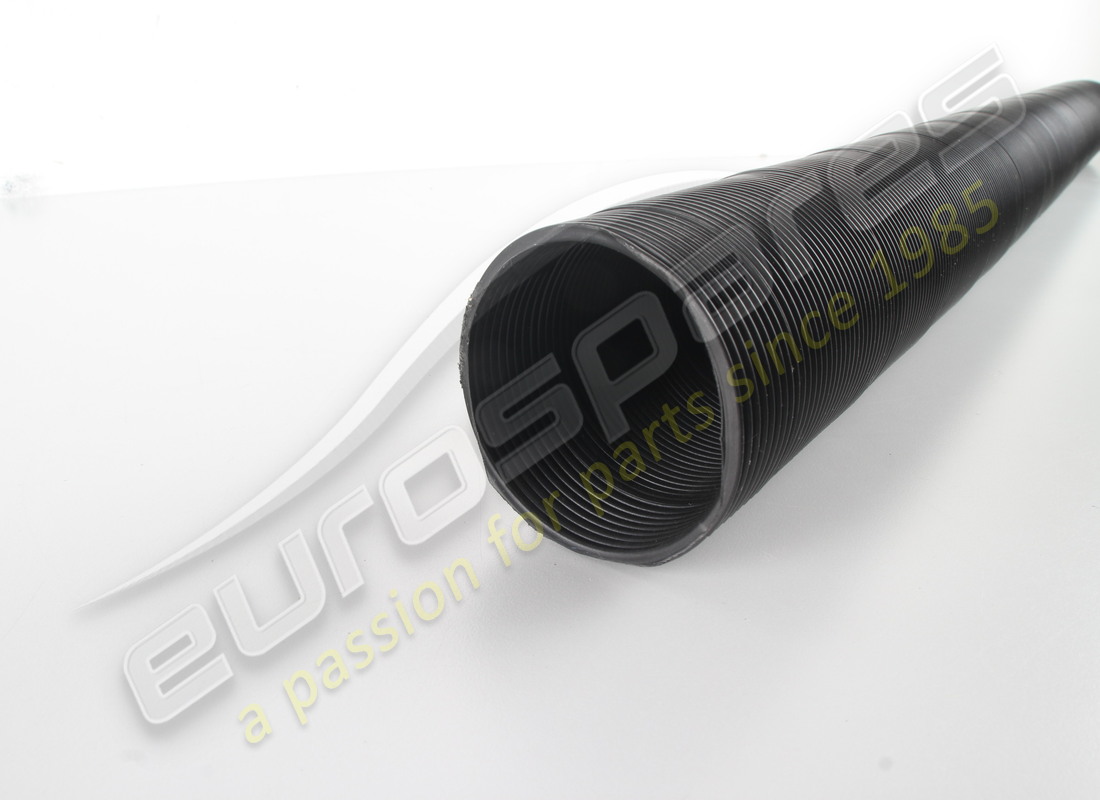 new maserati air intake pipe. part number 312453300 (4)