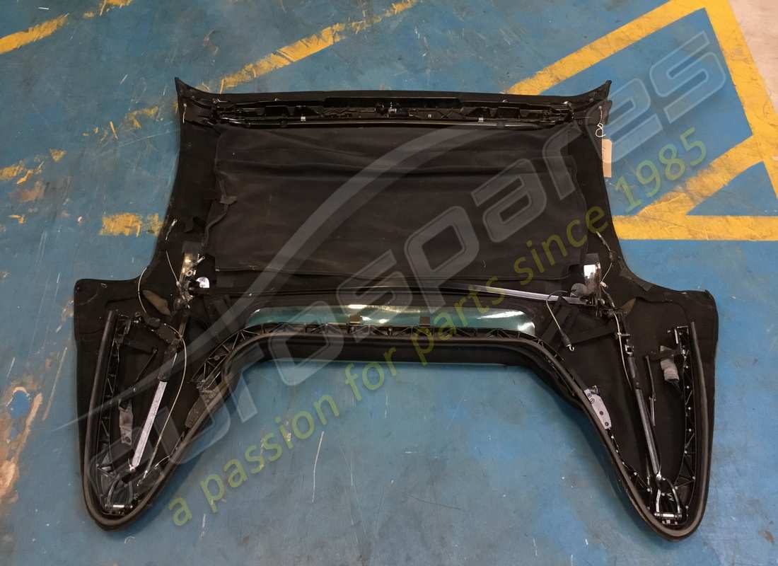 USED FERRARI COMPLETE BLACK EXTERNAL TRIM. PART NUMBER 66374600 (6) used ferrari complete black external trim. part number 66374600 (6)