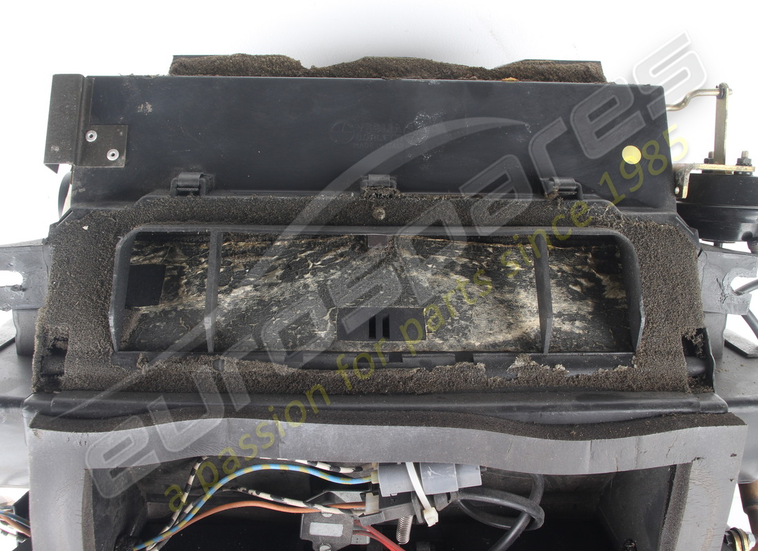 used ferrari air con complete rhd part number 62920700 (3)