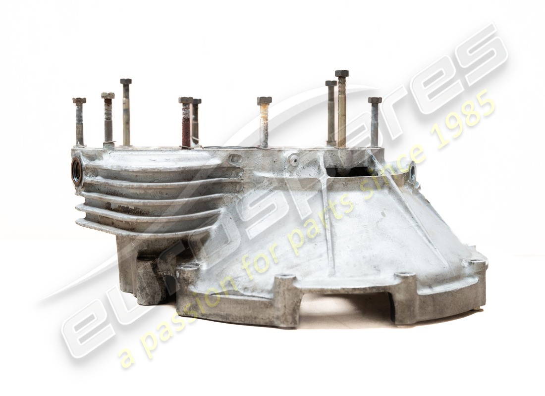USED FERRARI CLUTCH HOUSING. PART NUMBER 126082 (4) used ferrari clutch housing. part number 126082 (4)