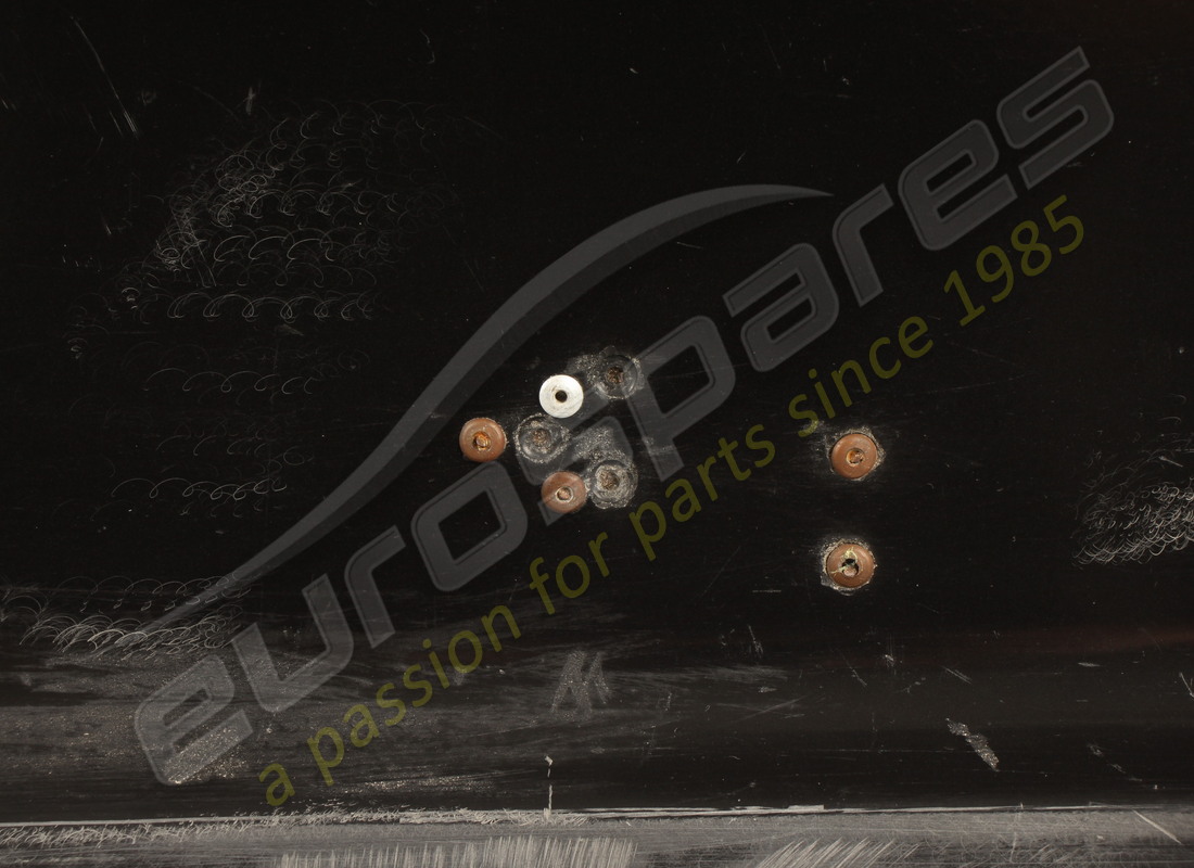 NEW FERRARI SPOYLER. PART NUMBER 61691900 (7) new ferrari spoyler. part number 61691900 (7)