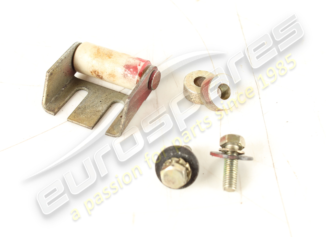 USED Ferrari ROLLER . PART NUMBER 61112100 (1)