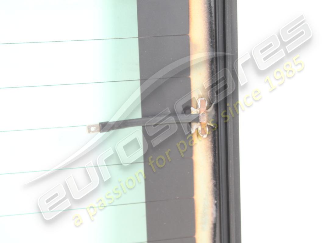 NEW FERRARI REAR-WINDOW GLASS. PART NUMBER 80549600 (8) new ferrari rear-window glass. part number 80549600 (8)