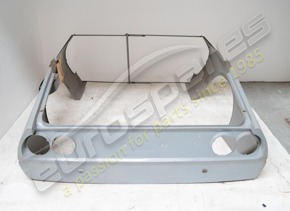 NEW FERRARI REAR END COMPLETE. PART NUMBER 2572000216 (1) new ferrari rear end complete. part number 2572000216 (1)