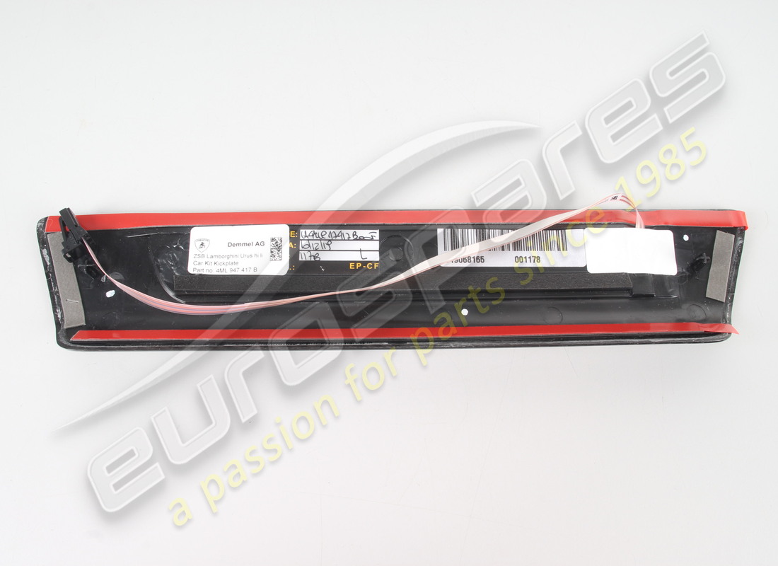 NEW LAMBORGHINI KIT KICKPLATE URUS CFK BACKLIT. PART NUMBER 4ML069641B (4) new lamborghini kit kickplate urus cfk backlit. part number 4ml069641b (4)
