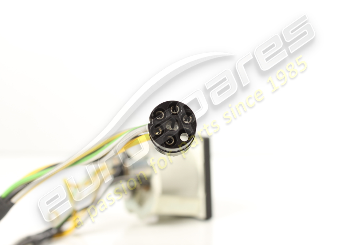 NEW FERRARI OIL PRESSURE GAUGE RHD PART NUMBER 119737 (3) new ferrari oil pressure gauge rhd part number 119737 (3)