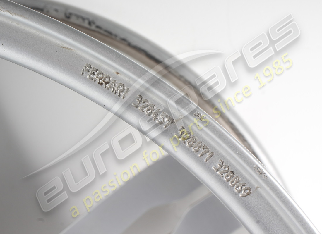 used ferrari rear wheel. part number 328871 (3)
