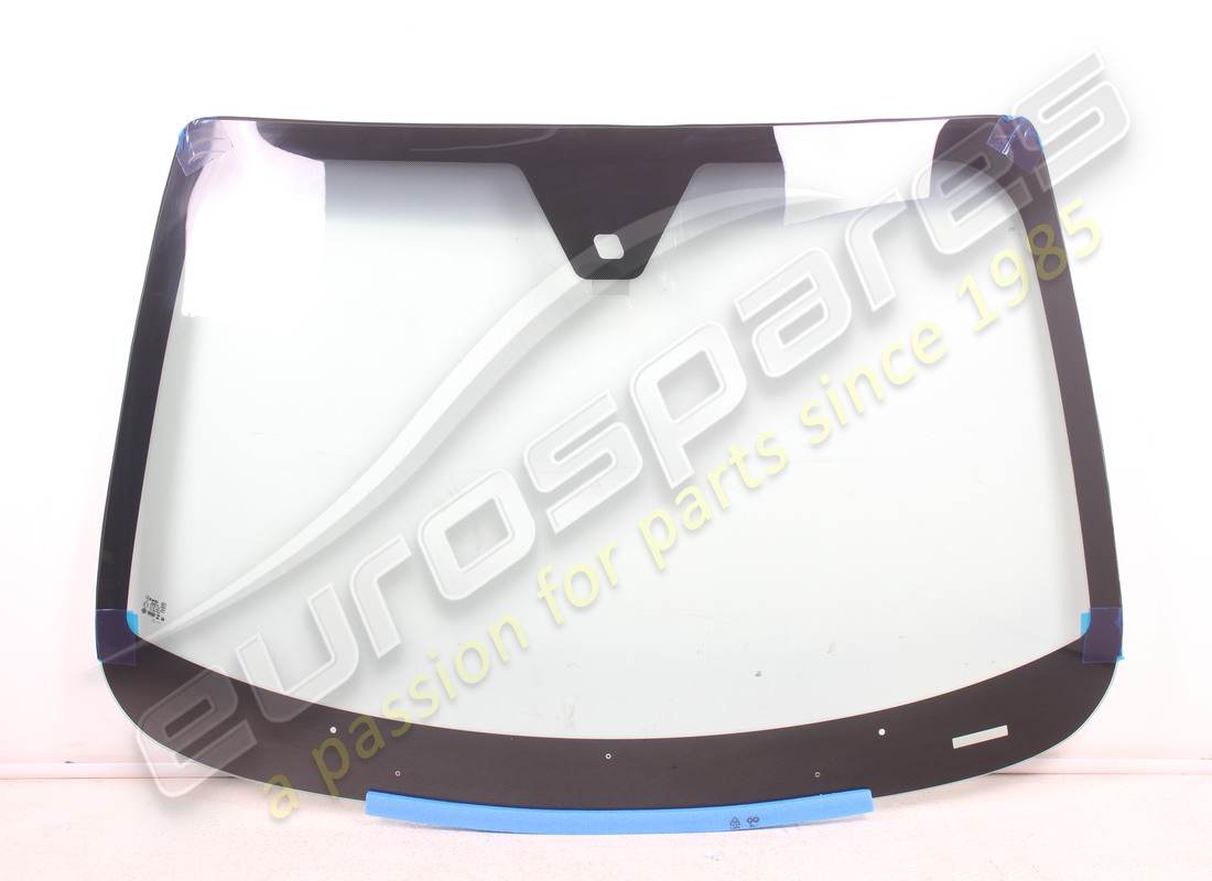 NEW EUROSPARES WINDSCREEN. PART NUMBER 68240500 (1) new eurospares windscreen. part number 68240500 (1)