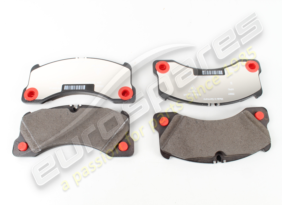 NEW PORSCHE FRONT BRAKE PAD SET. PART NUMBER 95B698151AR (1) new porsche front brake pad set. part number 95b698151ar (1)