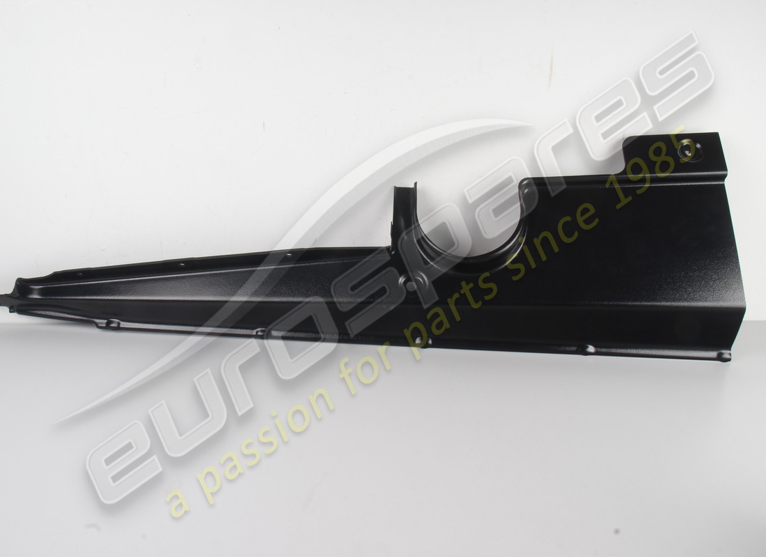 new lamborghini cover engine bay. part number 07l103723e (4)