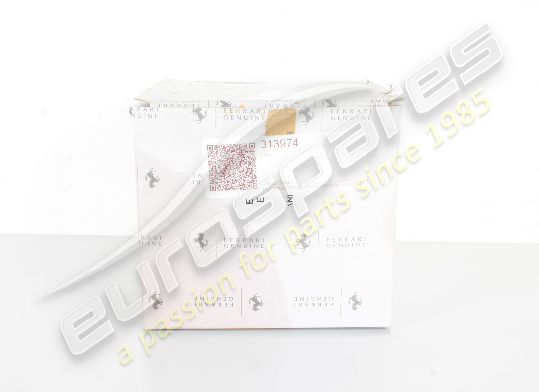 NEW FERRARI REAR FOG LIGHT. PART NUMBER 313974 (4) new ferrari rear fog light. part number 313974 (4)