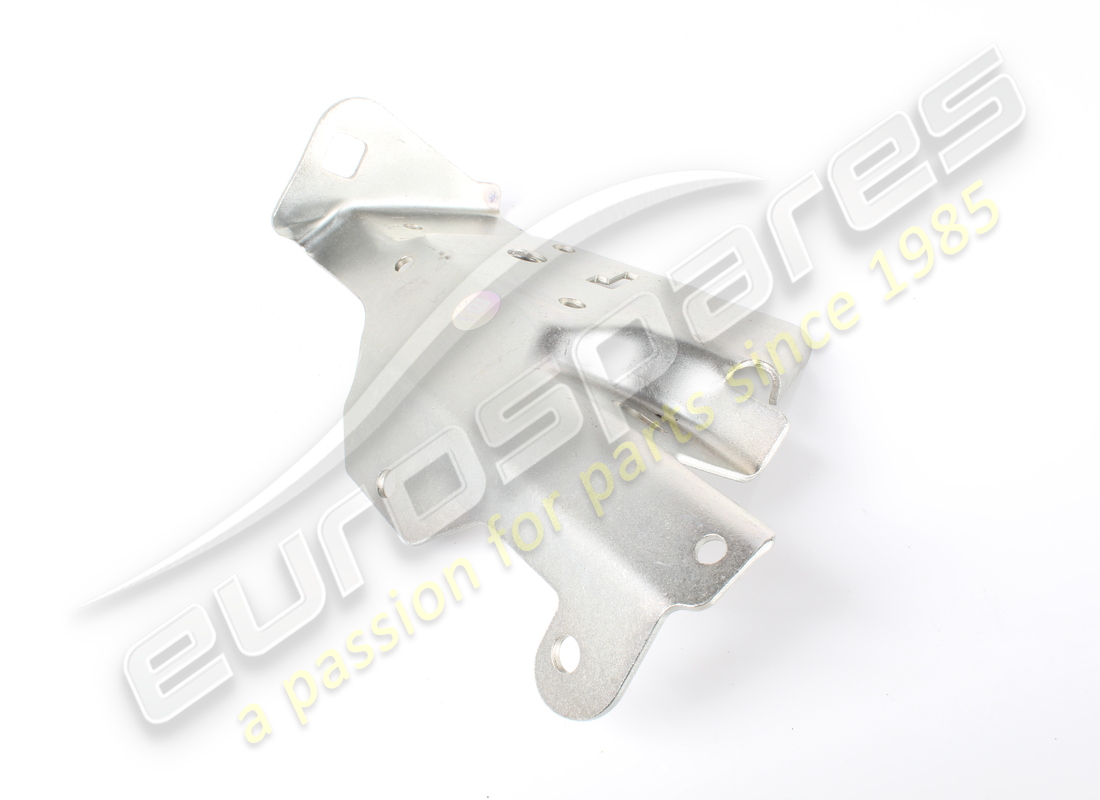 USED FERRARI LH BRACKET. PART NUMBER 81015000 (2) used ferrari lh bracket. part number 81015000 (2)