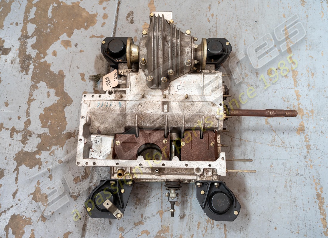 NEW (OTHER) FERRARI GTB/S TURBO GEARBOX. PART NUMBER 131808 (4) new (other) ferrari gtb/s turbo gearbox. part number 131808 (4)