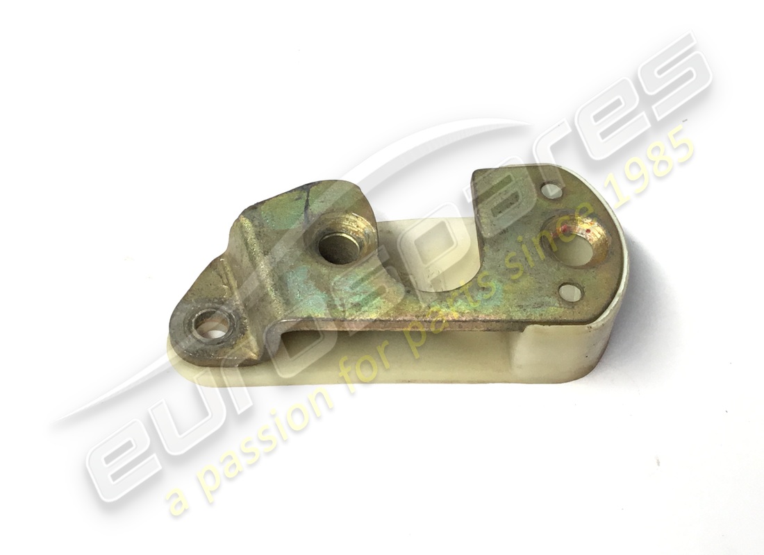 USED Ferrari RH CATCH PLATE . PART NUMBER 40115503 (1)