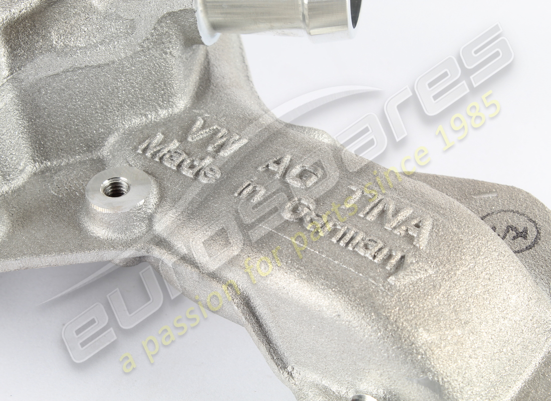 new lamborghini distributor for coolant. part number 0p2121406b (4)
