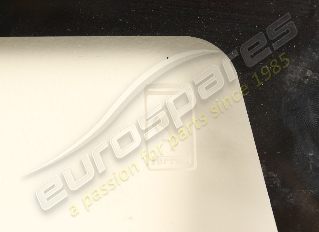 USED FERRARI RH REAR GLASS. PART NUMBER 61549500 (3) used ferrari rh rear glass. part number 61549500 (3)