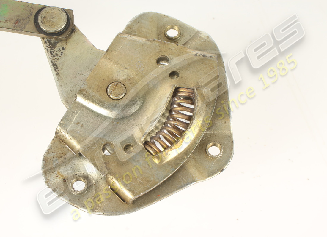 new (other) ferrari rh door lock assembly. part number 40062200 (7)