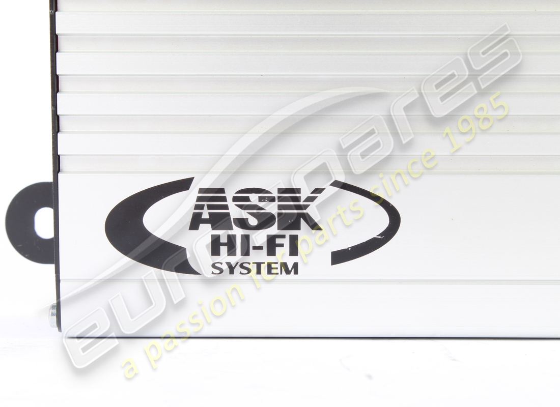 NEW FERRARI AMPLIFICATORE AUDIO 50W X 4. PART NUMBER 188900 (2) new ferrari amplificatore audio 50w x 4. part number 188900 (2)