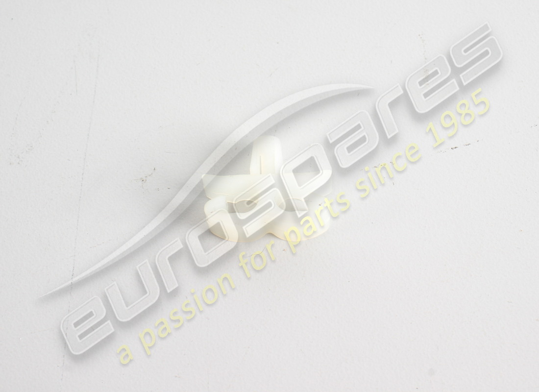new ferrari clip. part number 62854300 (1)