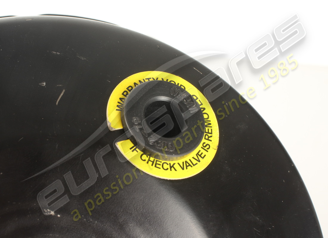 NEW FERRARI GIRLING BRAKE SERVO. PART NUMBER MC31112 (5) new ferrari girling brake servo. part number mc31112 (5)