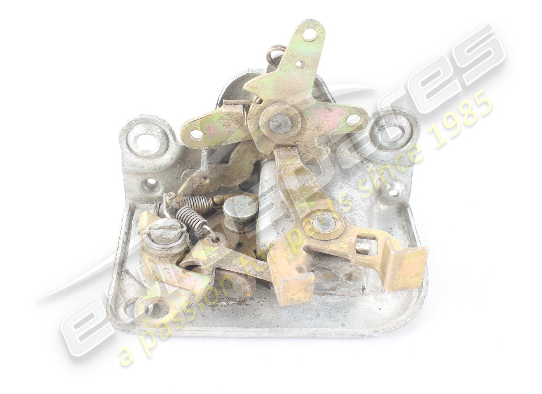 new ferrari rh door lock. part number 2513017001 (2)