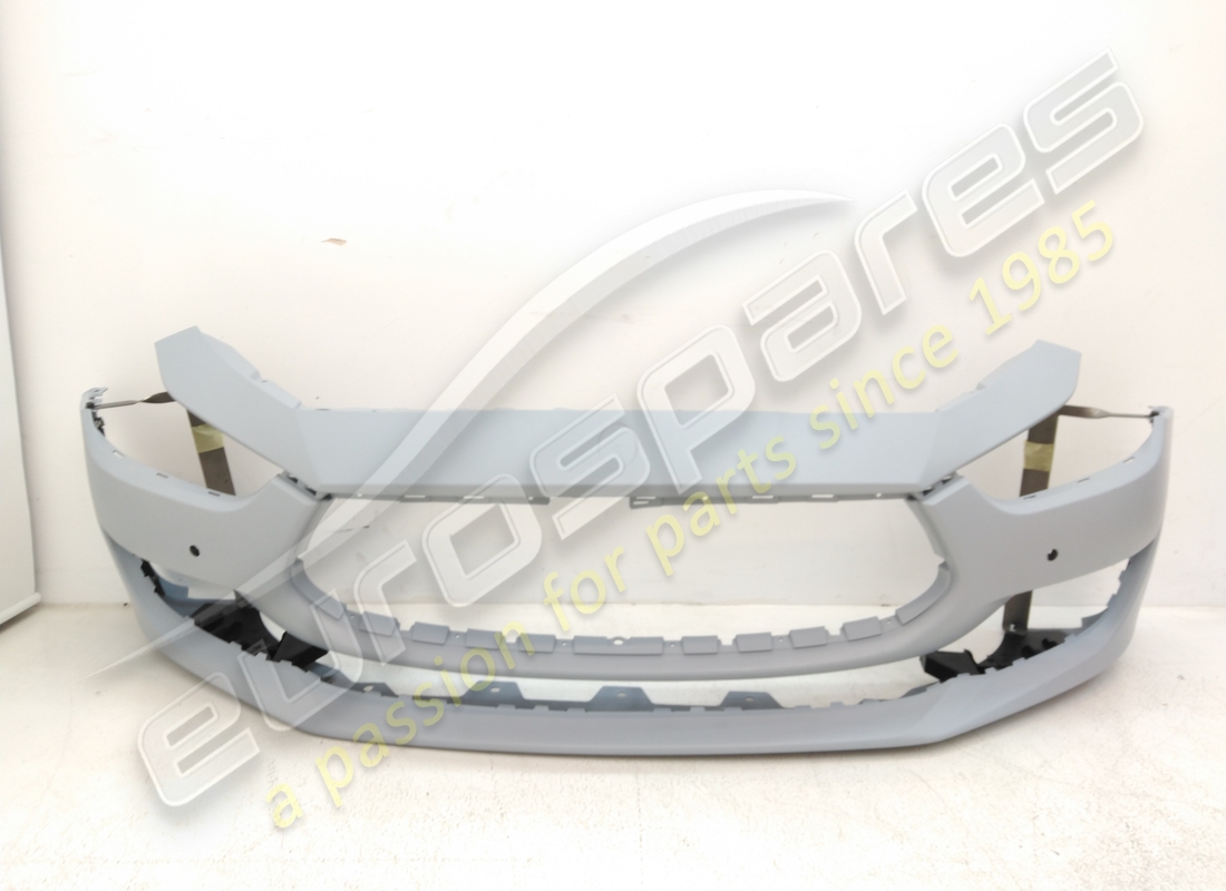 NEW MASERATI FRONT BUMPER. PART NUMBER 673008185 (1) new maserati front bumper. part number 673008185 (1)