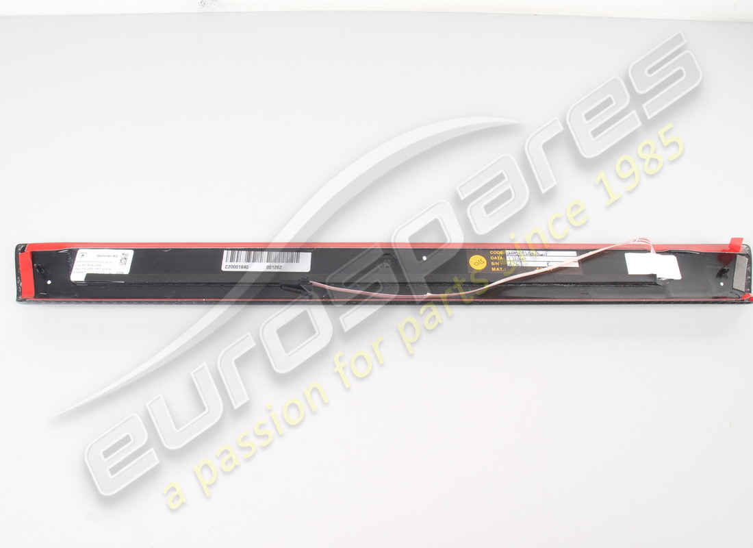 NEW LAMBORGHINI KIT KICKPLATE URUS CFK BACKLIT. PART NUMBER 4ML069641B (5) new lamborghini kit kickplate urus cfk backlit. part number 4ml069641b (5)