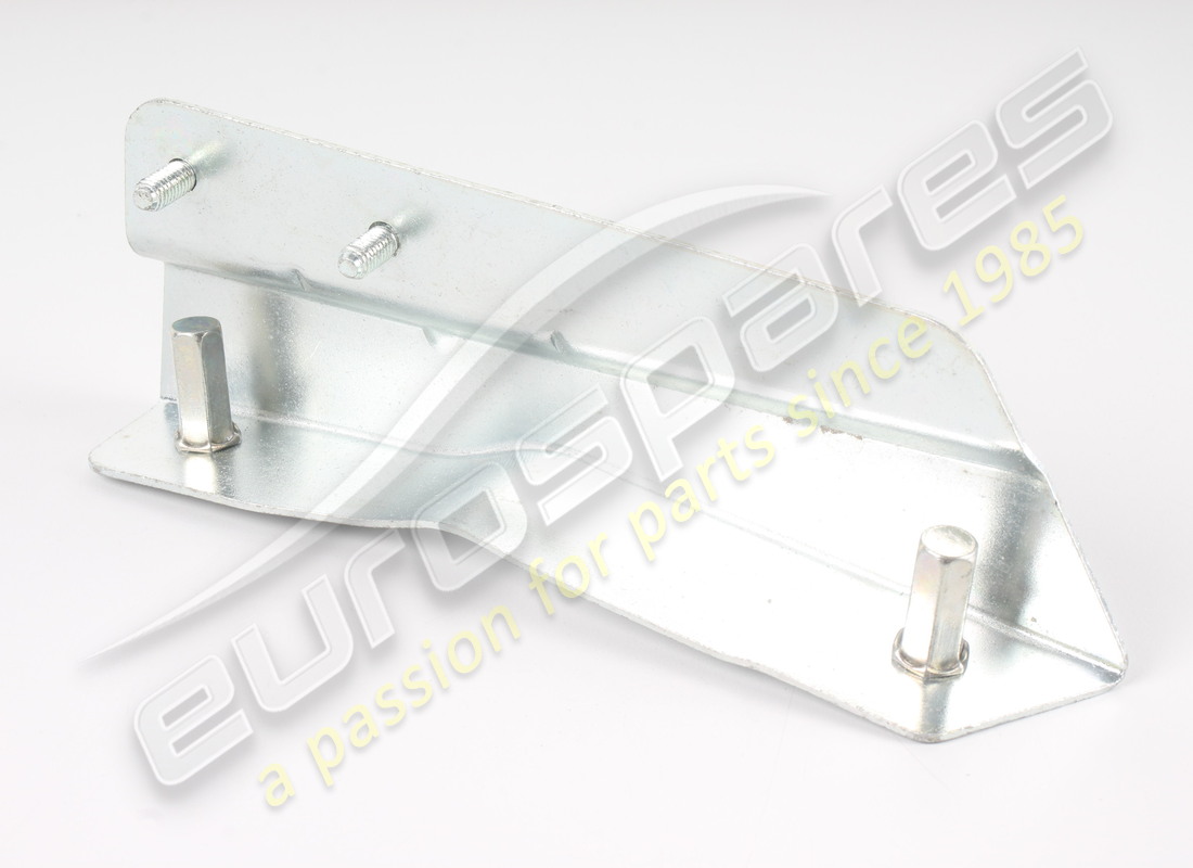 NEW MASERATI LH BRACKET. PART NUMBER 80084400 (3) new maserati lh bracket. part number 80084400 (3)