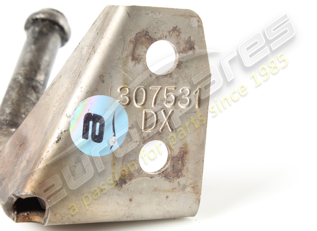 USED FERRARI REMOVABLE BRACKET ON RH REAR. PART NUMBER 307531 (3) used ferrari removable bracket on rh rear. part number 307531 (3)