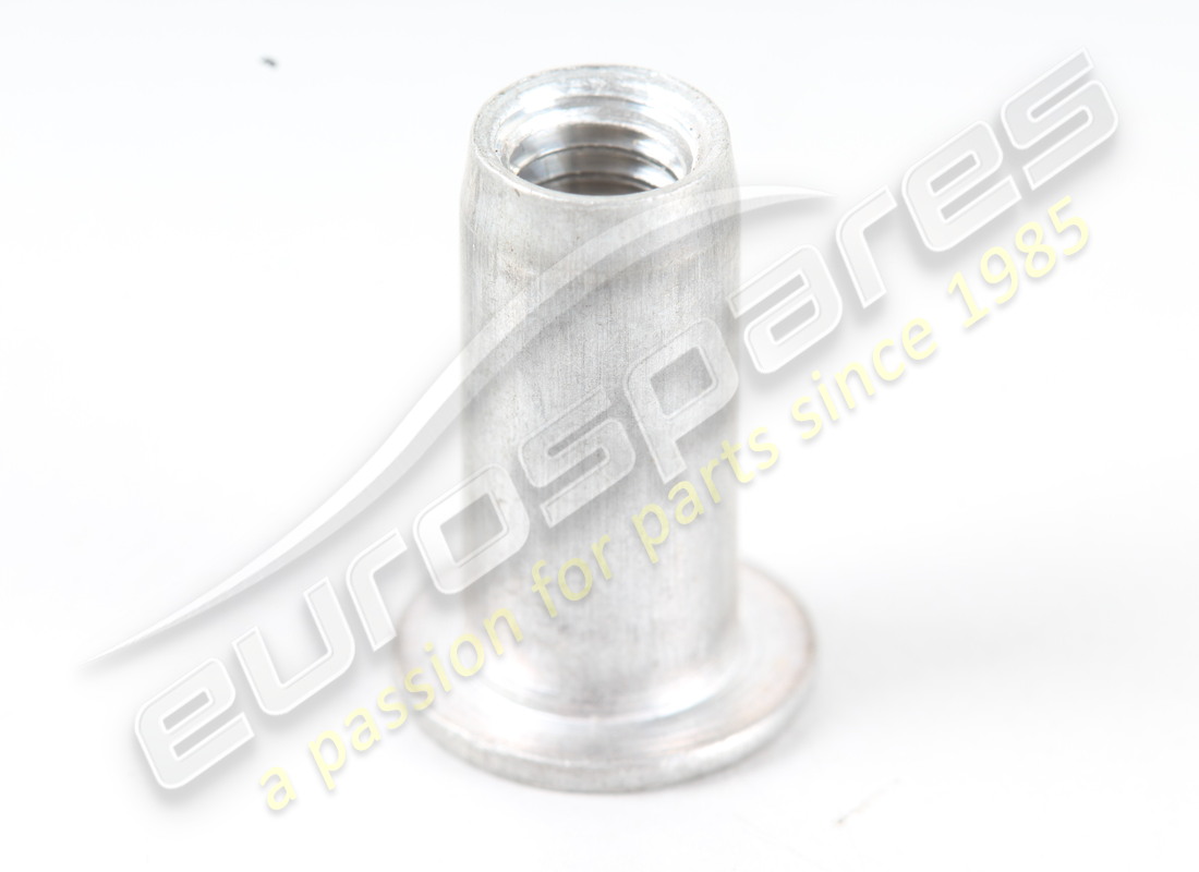 NEW MASERATI BUSH. PART NUMBER 316353352 (1) new maserati bush. part number 316353352 (1)