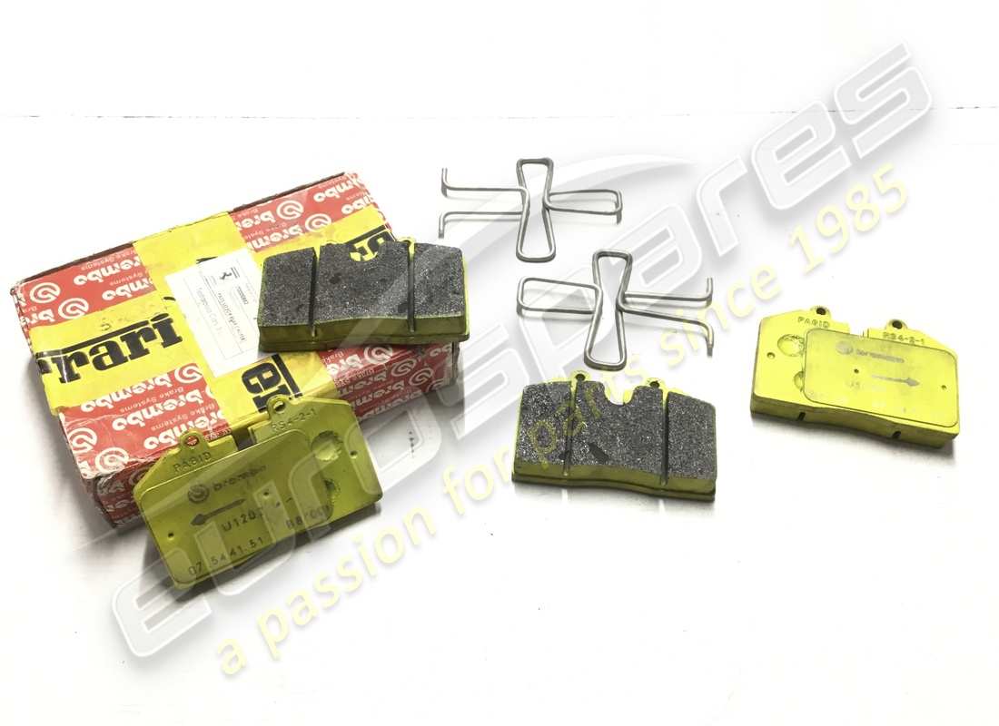 NEW FERRARI REAR BRAKE PAD SET (456GT&355FIORANO HP). PART NUMBER 70000882 (1) new ferrari rear brake pad set (456gt&355fiorano hp). part number 70000882 (1)