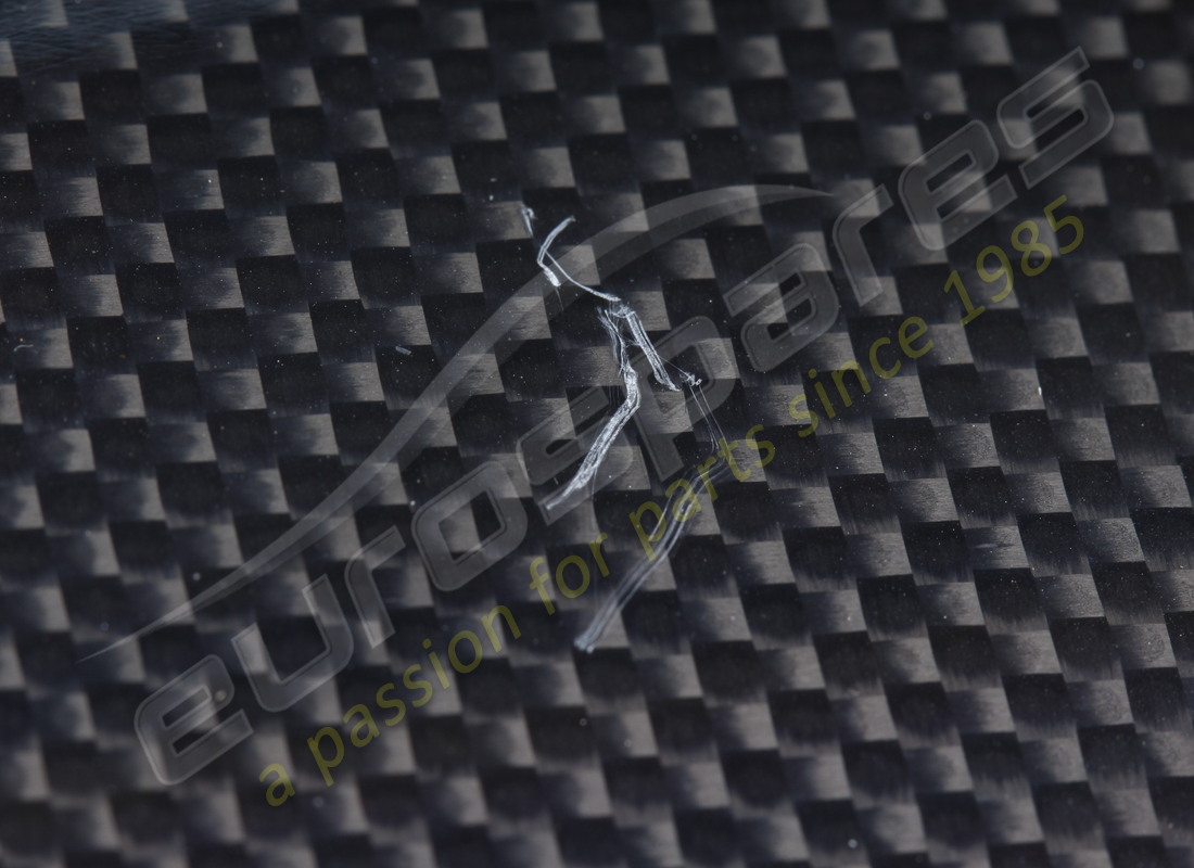 USED FERRARI RH FRONT PANEL -CARBON PAN. PART NUMBER 68600800 (8) used ferrari rh front panel -carbon pan. part number 68600800 (8)