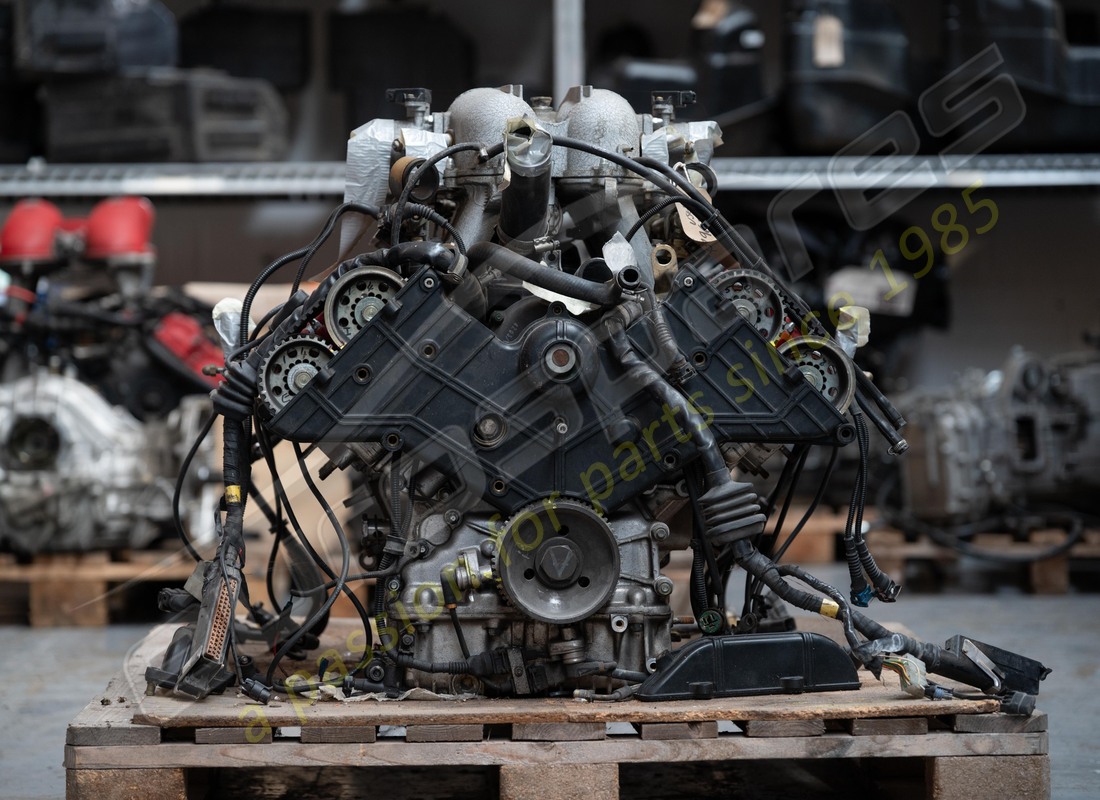 USED FERRARI 348 ENGINE. PART NUMBER 95961962 (1) used ferrari 348 engine. part number 95961962 (1)