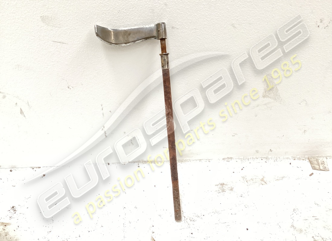 used ferrari lh door handle oe. part number 20130506 (2)