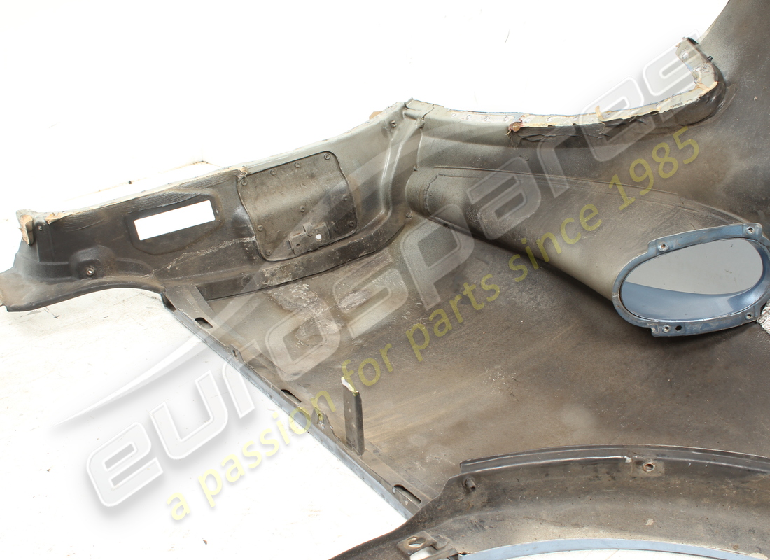 USED FERRARI COMPLETE RH REAR FENDER PLU. PART NUMBER 66091111 (4) used ferrari complete rh rear fender plu. part number 66091111 (4)