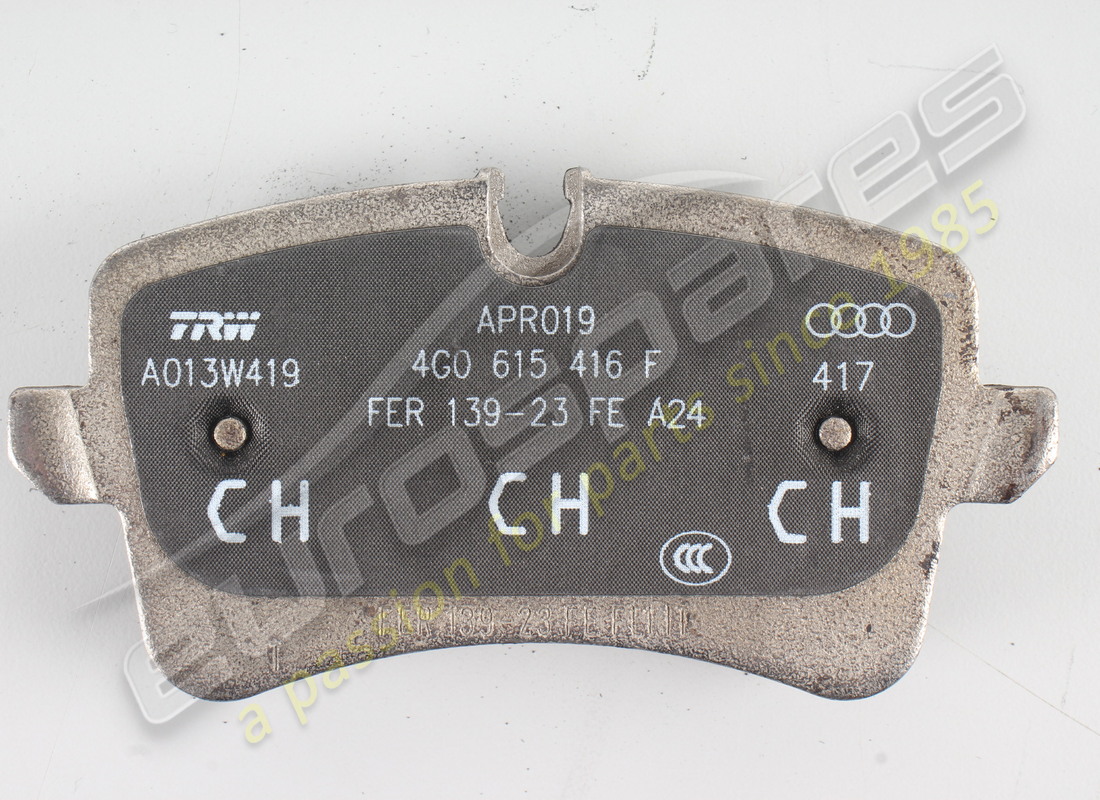 NEW PORSCHE 1 SET OF REAR BRAKE PADS FOR BRAKE DISC. PART NUMBER PAB698451 (3) new porsche 1 set of rear brake pads for brake disc. part number pab698451 (3)
