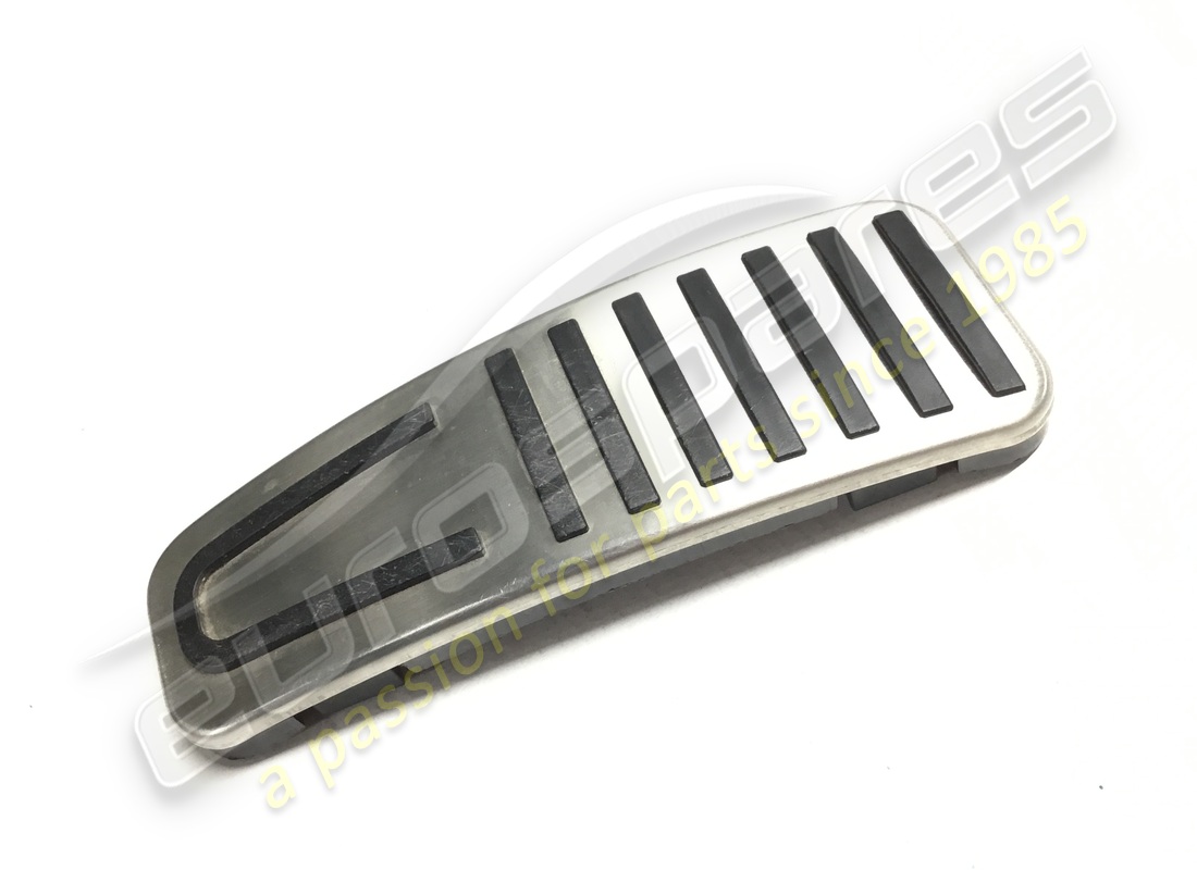 NEW MASERATI LHD THROTTLE PEDAL COVER (SP. PART NUMBER 673004669 (1) new maserati lhd throttle pedal cover (sp. part number 673004669 (1)