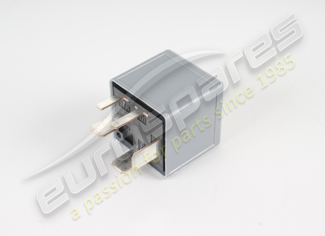NEW FERRARI RELAY. PART NUMBER 155437 (3) new ferrari relay. part number 155437 (3)