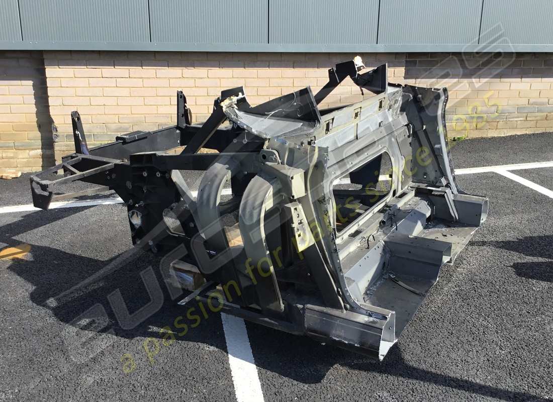 USED FERRARI COMPLETE REAR FRAME. PART NUMBER 68886911 (1) used ferrari complete rear frame. part number 68886911 (1)