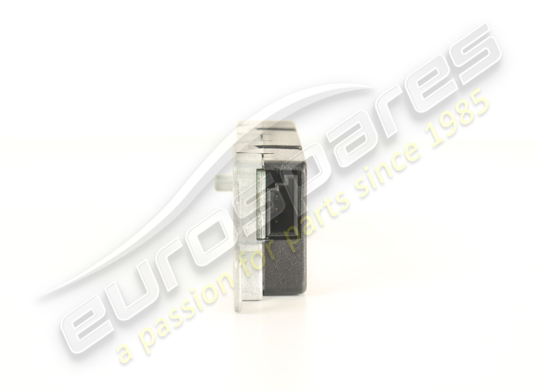 NEW MASERATI RADIO ANTENNA AMPLIFIER. PART NUMBER 231149 (3) new maserati radio antenna amplifier. part number 231149 (3)