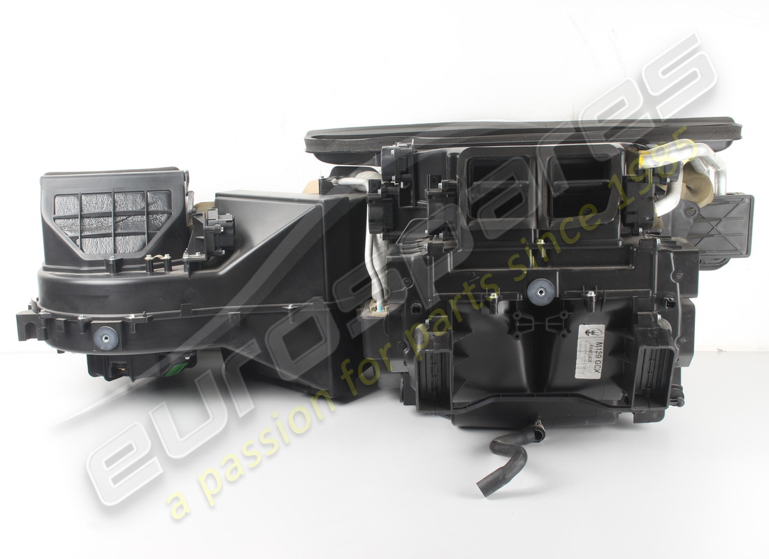 USED Maserati COMPLETE AIR CONDITION SET . PART NUMBER 68462400 (1)