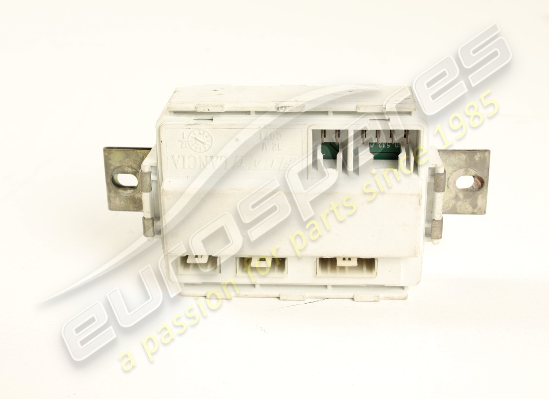 USED FERRARI CONTROL UNIT. PART NUMBER 153122 (1) used ferrari control unit. part number 153122 (1)