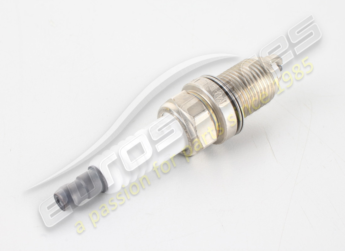 NEW PORSCHE SPARK PLUG - 14FR 7 LDU - D >>- MJ 1999. PART NUMBER 99917020190 (2) new porsche spark plug - 14fr 7 ldu - d >>- mj 1999. part number 99917020190 (2)