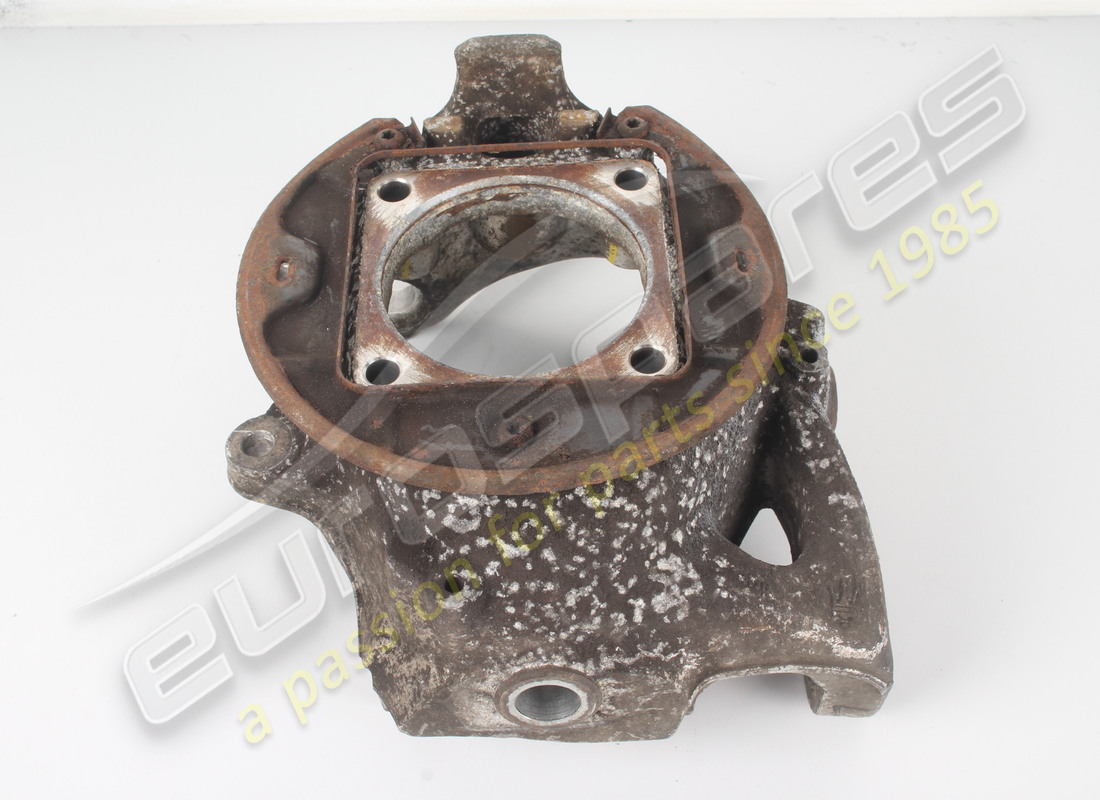 USED MASERATI COMPLETE LH REAR HUB HOLDE. PART NUMBER 216251 (2) used maserati complete lh rear hub holde. part number 216251 (2)