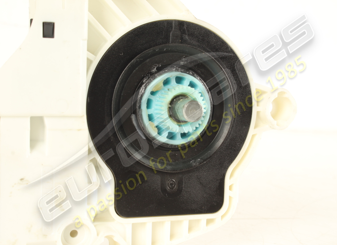 used lamborghini right motor,window. part number 8k0959801b (3)