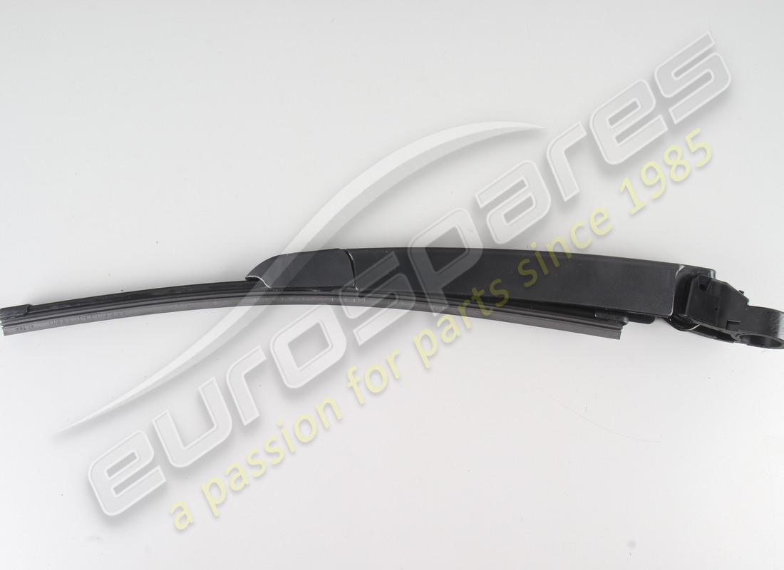 NEW MASERATI REAR LIFTGATE WINDOW WIPER ARM. PART NUMBER 670107927 (4) new maserati rear liftgate window wiper arm. part number 670107927 (4)
