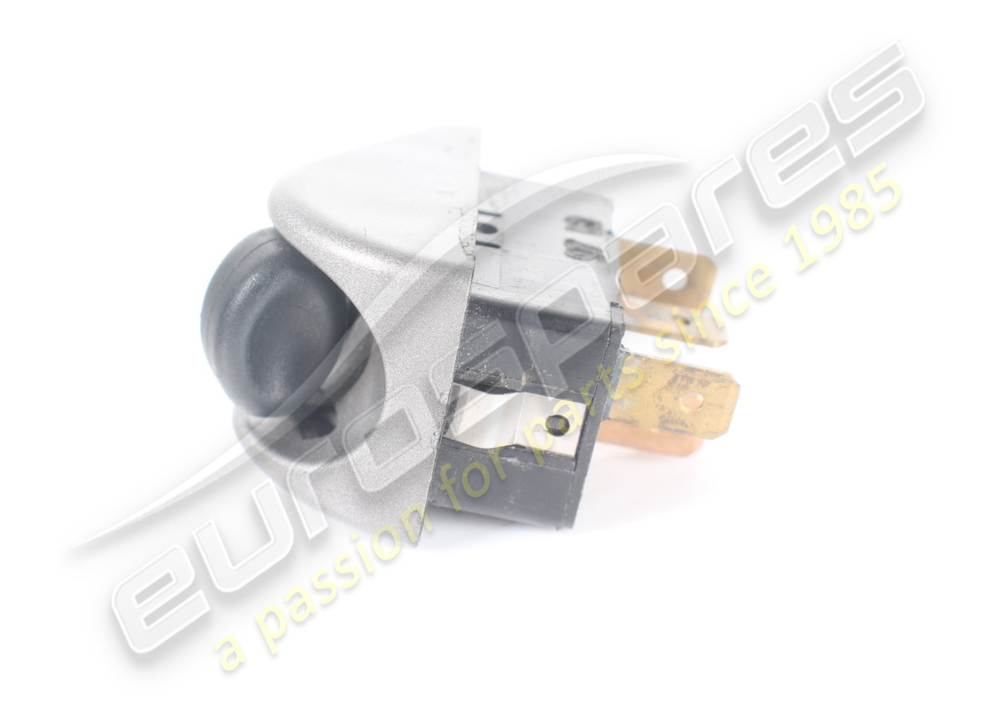 USED FERRARI SWITCH. PART NUMBER 165251 (3) used ferrari switch. part number 165251 (3)